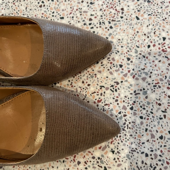 Calvin Klein Heels - Picture 3 of 10